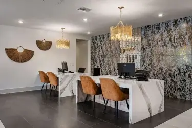 quincy at kierland business center