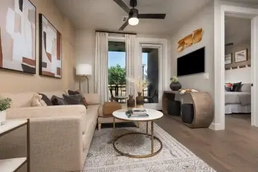 quincy at kierland kitchenliving rooom